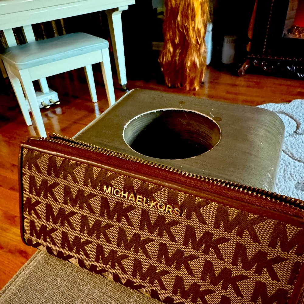 Michael Kors wallet